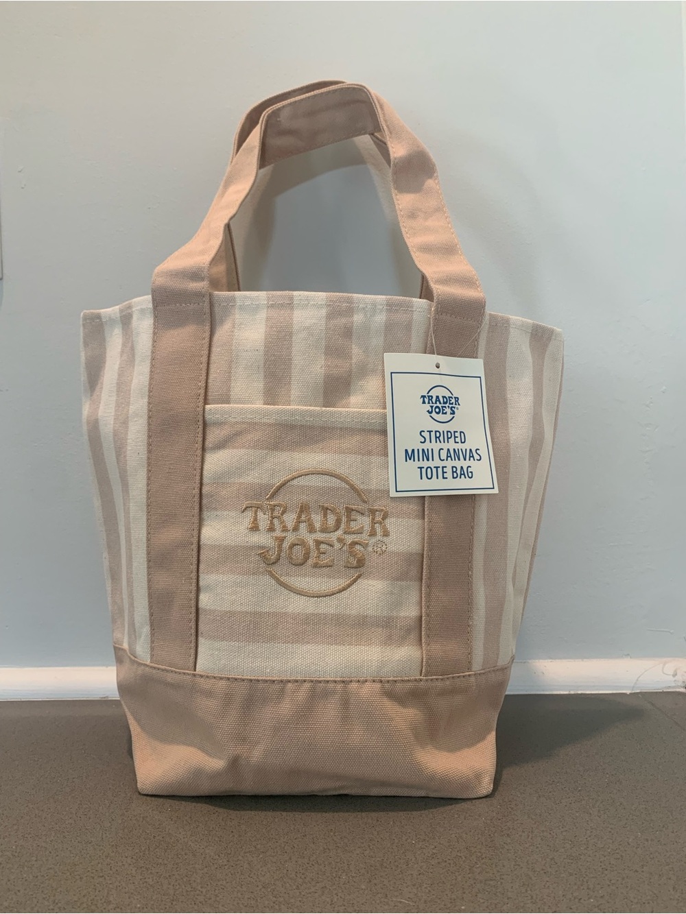 New-TRENDING.Trader Joe's Striped Mini Canvas tote Bag Beige.  Summer collection